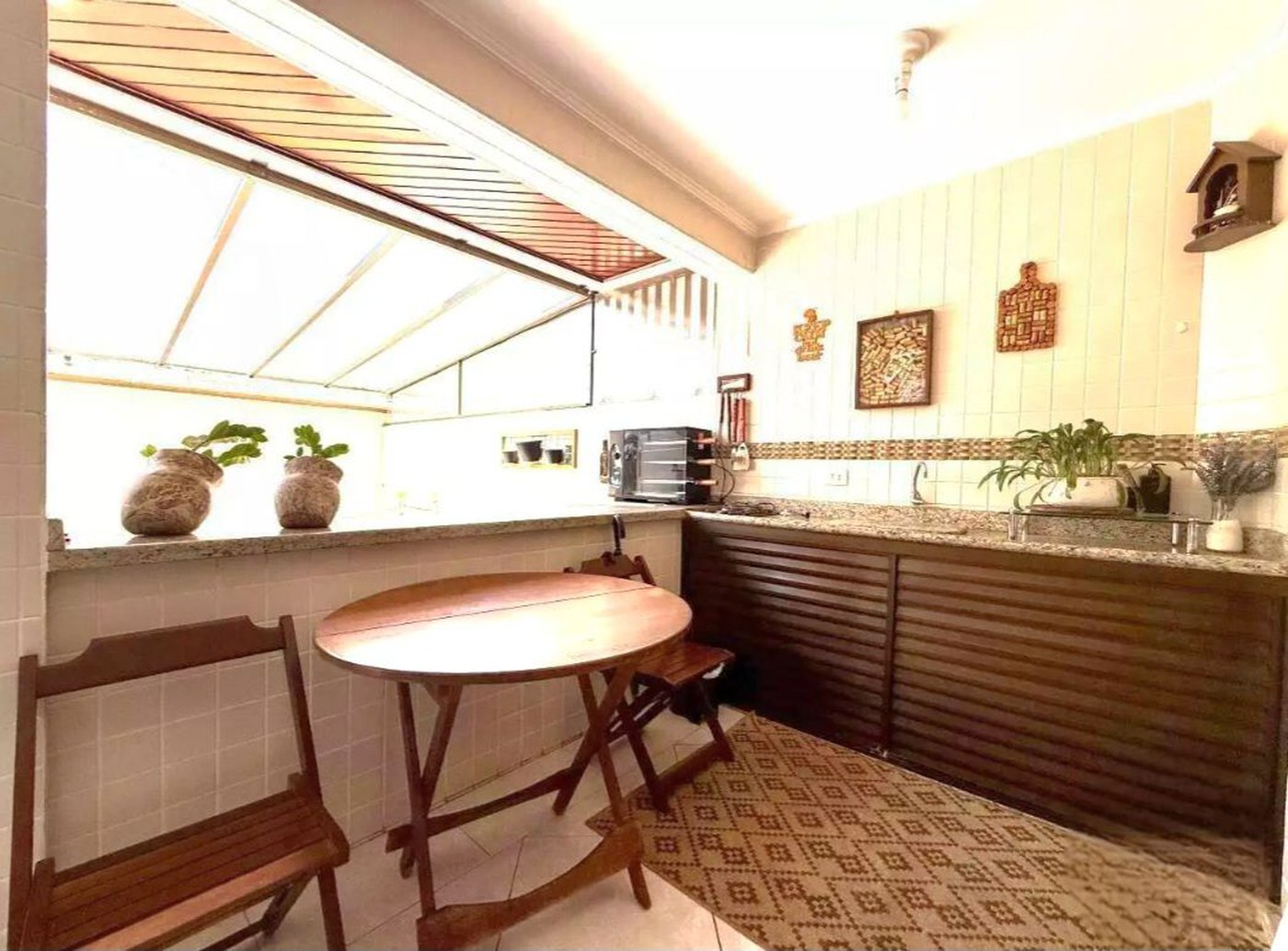 Casa com 3 dormitórios à venda, 159 m² por R$ 1.380.000,00 - Embaré - Santos/SP