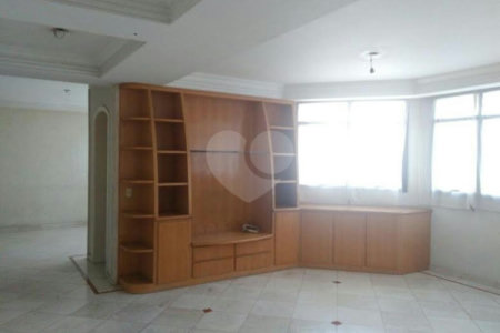 Casa à venda com 4 quartos, sendo 3 suítes, em Vila Maria Alta, São Paulo, SP