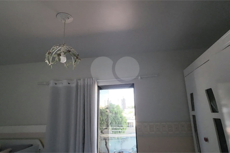 Casa à venda com 4 quartos, sendo 1 suíte, em Parada Inglesa, São Paulo, SP