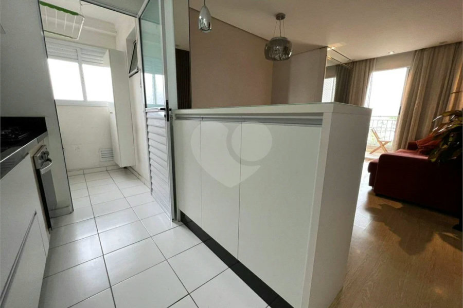 Apartamento à venda com 3 quartos, sendo 1 suíte,  em Vila Guilherme, São Paulo, SP