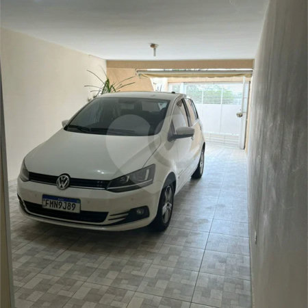 Sobrado à venda no bairro Osvaldo Cruz, São Caetano do Sul, 3 quartos (1 suíte), 3 vagas de garagem