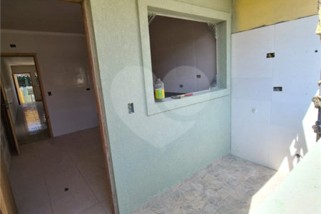 Sobrado à venda com 3 quartos, sendo 1 suíte, em Vila Gomes, São Paulo, SP