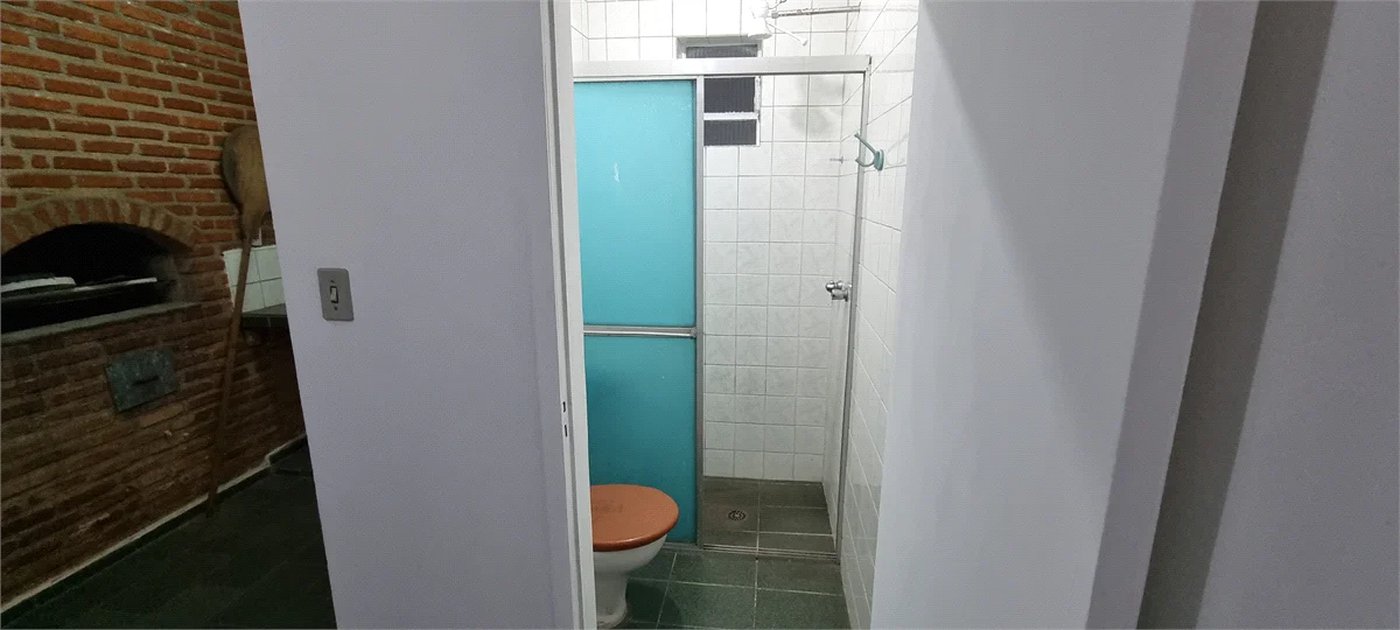 Casa à venda com 3 quartos, sendo 1 suíte, em Jardim Rosa Maria, São Paulo, SP