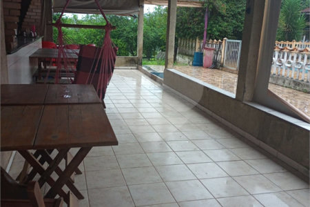 Casa à venda com 3 quartos, sendo 1 suíte, em Chácaras Guanabara, Guararema, SP
