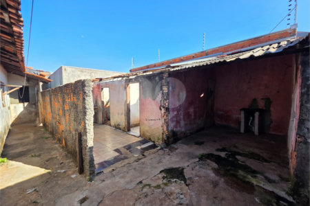 Casa à venda com 2 quartos em Jardim Vieira de Moraes, Itapetininga, SP