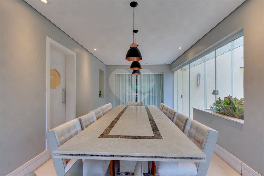 Casa Térrea à venda com 4 suítes em Jardim Marajoara, São Paulo, SP
