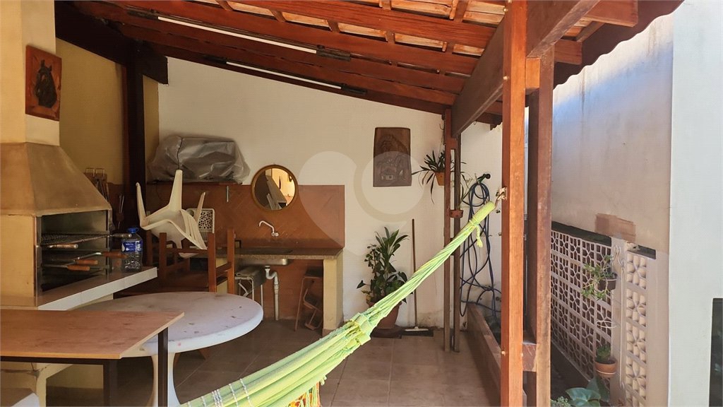 Casa à venda com 3 quartos, sendo 2 suítes, em Indianópolis, São Paulo, SP