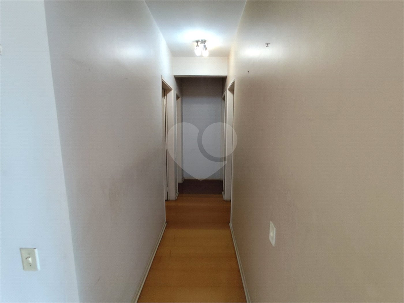Apartamento à venda com 3 quartos, sendo 1 suíte, no Centro, Sorocaba, SP