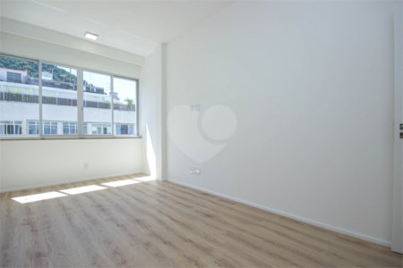 Apartamento à venda com 2 quartos em Copacabana, Rio de Janeiro, RJ