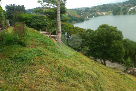 Terreno à venda no condomínio Portal do Igaratá, Igaratá - SP