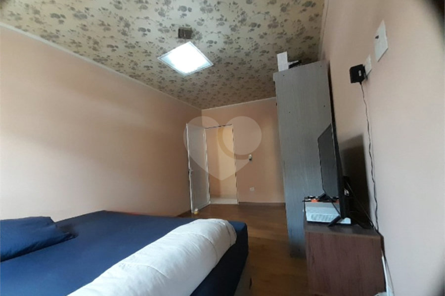 Sobrado à venda com 3 quartos, sendo 1 suíte,  em Saúde, São Paulo, SP