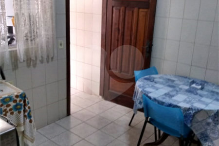 Casa à venda com 4 quartos, sendo 1 suíte, em Alto da Lapa, São Paulo, SP
