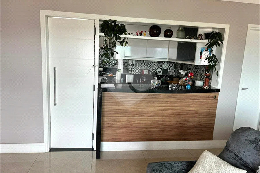 Apartamento à venda com 3 suítes em Vila Rosalia, Guarulhos, SP