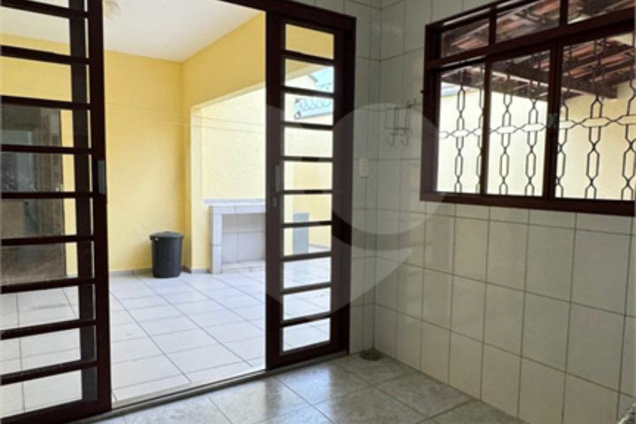 Sobrado à venda com 2 quartos, sendo 1 suíte, em Vila Prudente, São Paulo, SP