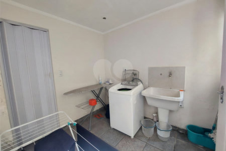 Sobrado à venda com 3 quartos, sendo 2 suítes, em Vila Pompéia, São Paulo, SP