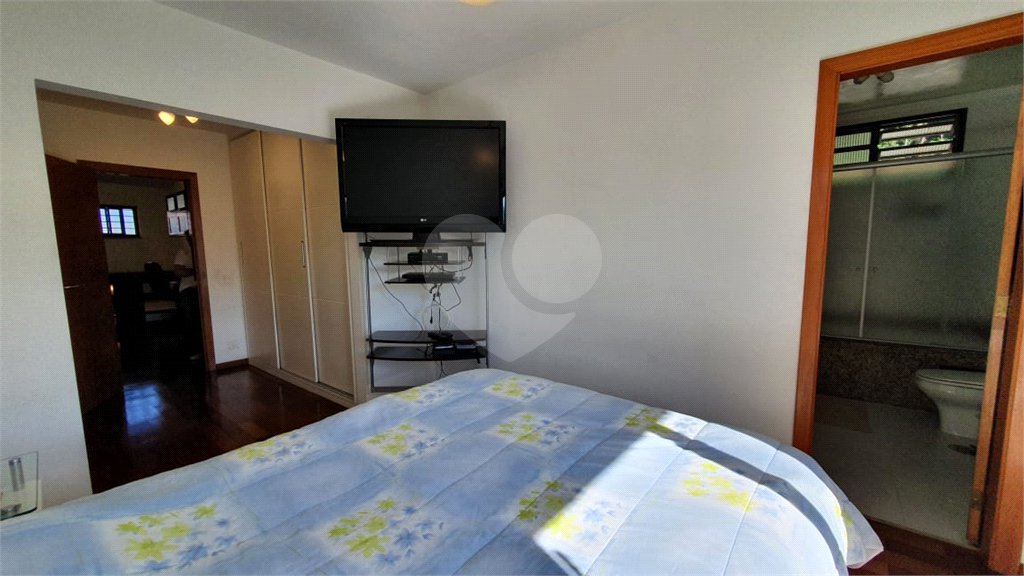 Sobrado à venda com 3 quartos, sendo 1 suíte, em Horto Florestal, São Paulo, SP