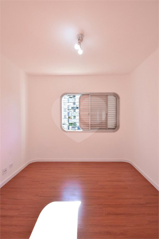 Apartamento à venda com 4 quartos, sendo 2 suítes,  em Brooklin Paulista, São Paulo, SP