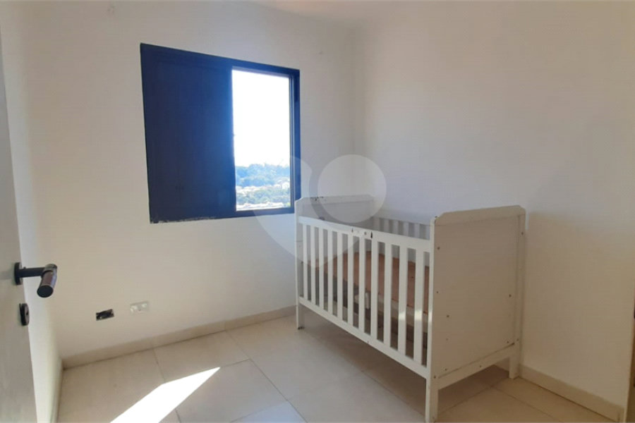 Apartamento à venda com 2 quartos em Vila Romero, São Paulo, SP