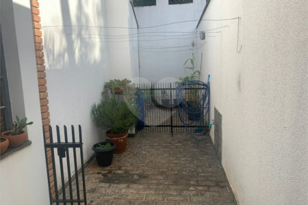 Casa à venda com 3 quartos, sendo 2 suítes,  no condomínio Village Davignon, Sorocaba - SP