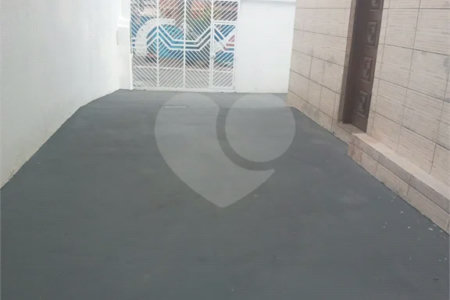 Casa com 180m², 3 quartos (1 suíte) e 5 vagas de garagem, à venda em São Mateus
