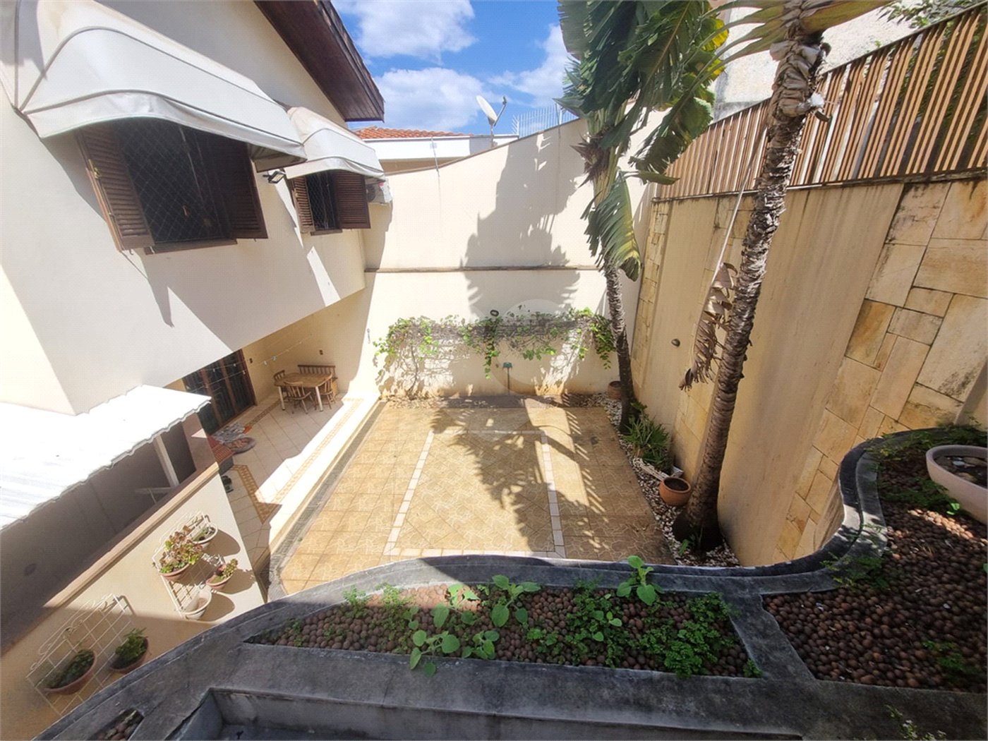 Sobrado à venda com 3 quartos, sendo 1 suíte,  em Vila Trujillo, Sorocaba, SP