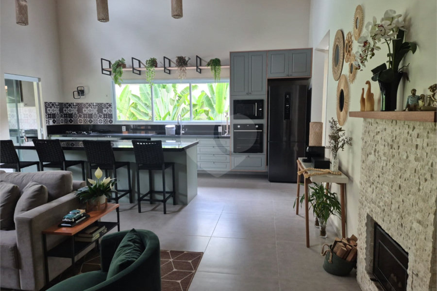 Casa à venda com 3 suítes no condomínio Alpes da Cantareira, Mairiporã - SP