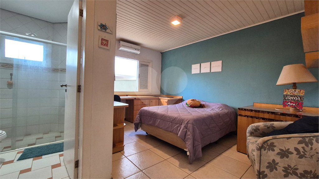 Casa à venda com 4 suítes no condomínio Vivenda do Lago, Sorocaba - SP