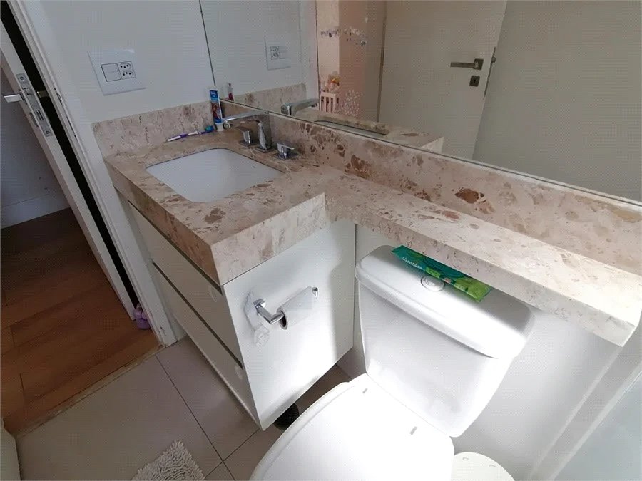 Apartamento à venda com 3 suítes em Vila Ipojuca, São Paulo, SP