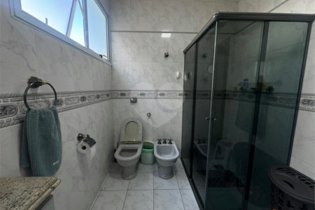 Apartamento à venda com 3 quartos, sendo 1 suíte, no Centro, Ribeirão Preto, SP