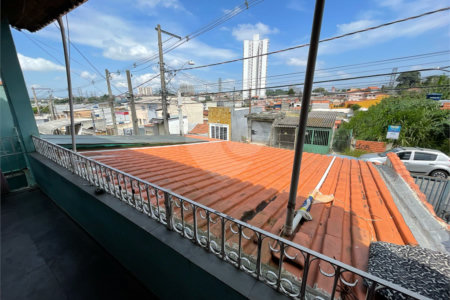 Casa à venda com 3 quartos, sendo 1 suíte, em Vila Júlia, Poá, SP