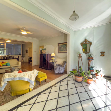 Apartamento à venda com 3 quartos, sendo 1 suíte,  em Copacabana, Rio de Janeiro, RJ