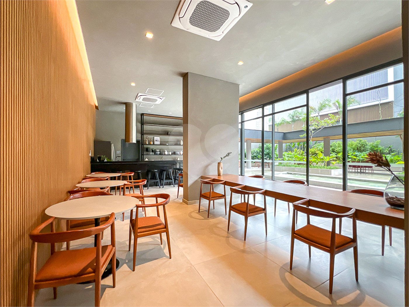 Apartamento à venda com 2 quartos, sendo 1 suíte, em Santo Amaro, São Paulo, SP