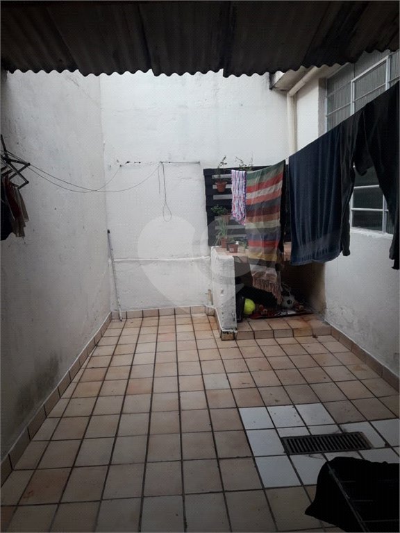 Terreno à venda de 251m² na Chácara Inglesa
