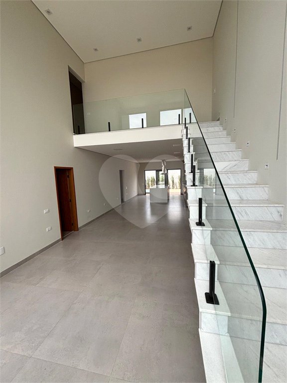 Sobrado à venda com 4 suítes em Residencial Central Parque, Salto, SP