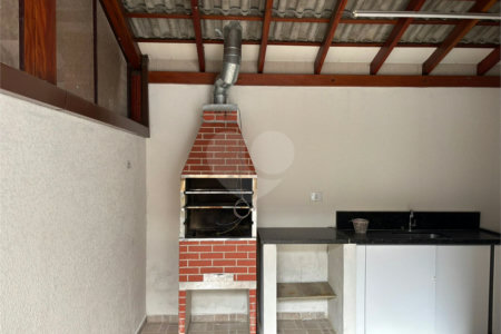 Casa em condomínio à venda com 3 quartos, sendo 1 suíte, em Jardim Estância Brasil, Atibaia, SP
