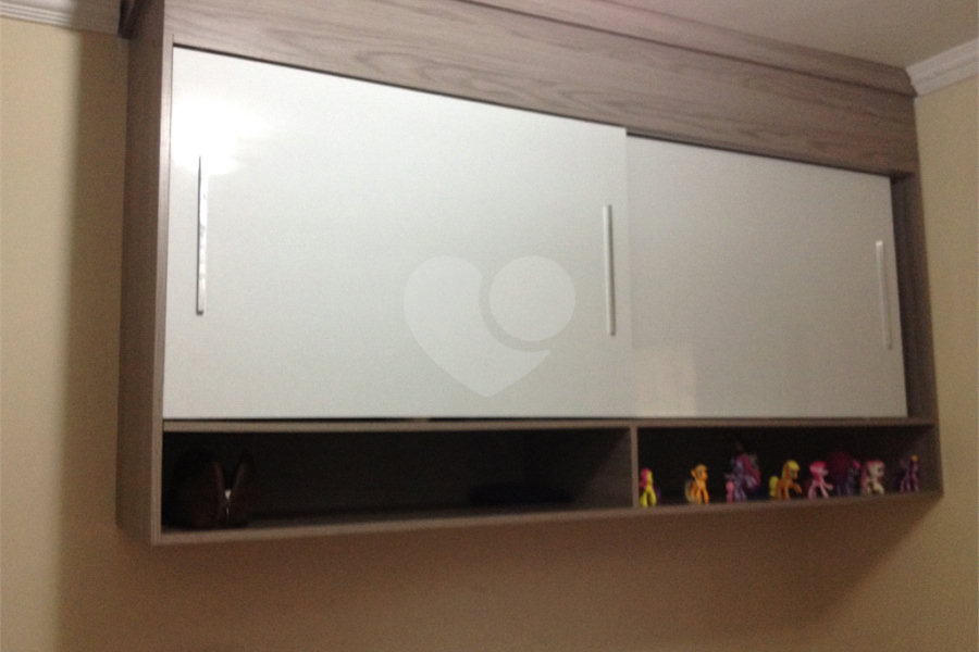 Sobrado à venda com 3 quartos, sendo 1 suíte, em Jardim Santa Clara, Guarulhos, SP