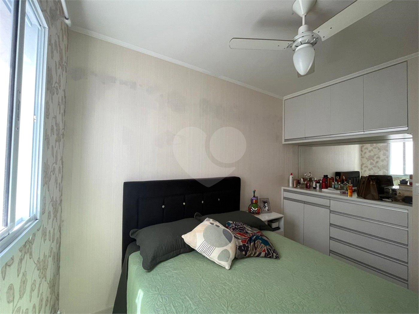 Apartamento à venda com 2 quartos em Chora Menino, São Paulo, SP