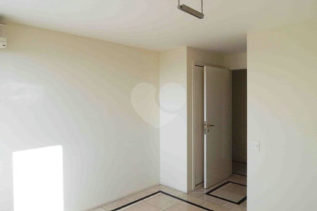 Apartamento à venda com 4 suítes em Jardim Marajoara, São Paulo, SP