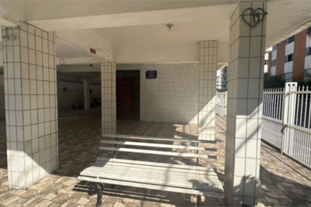 Apartamento Residencial à venda, Vila Guilhermina, Praia Grande - AP0381.