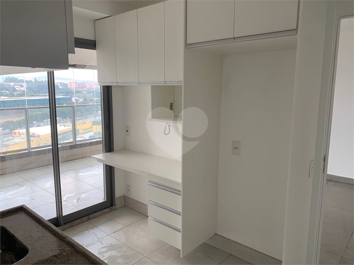 Apartamento à venda com 3 quartos, sendo 1 suíte,  em Vila Leopoldina, São Paulo, SP