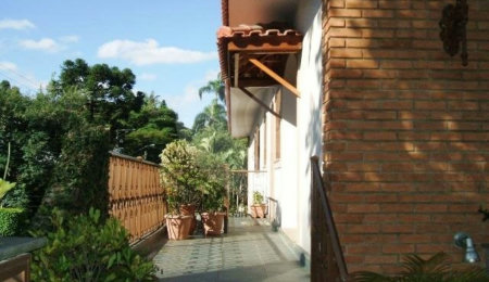 Sobrado à venda com 4 quartos, sendo 3 suítes,  em Vila Albertina, São Paulo, SP