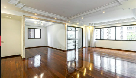 Apartamento à venda com 3 suítes em Indianópolis, São Paulo, SP