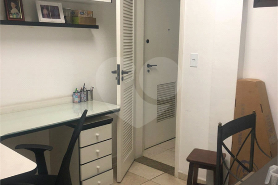 Apartamento à venda com 3 quartos, sendo 1 suíte, em Saúde, São Paulo, SP