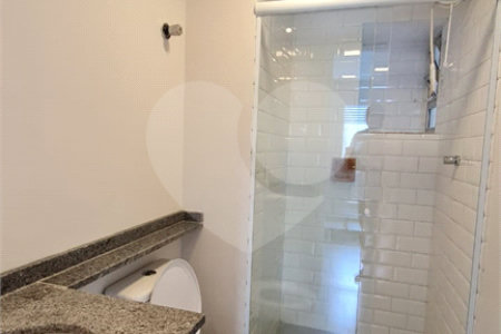 Apartamento para alugar com 2 quartos, sendo 1 suíte,  em Vila Andrade, São Paulo, SP