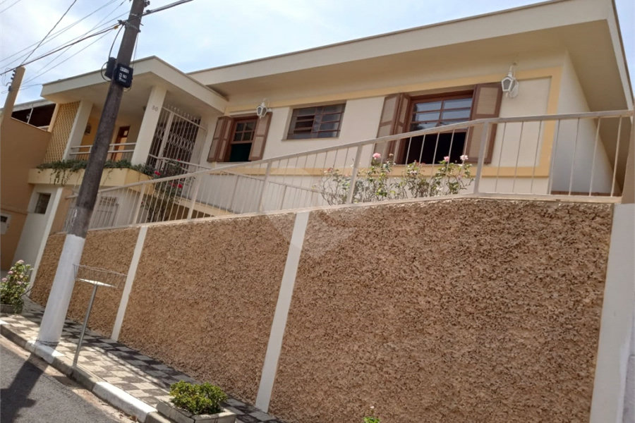 Casa à venda com 3 quartos no Centro, Serra Negra, SP
