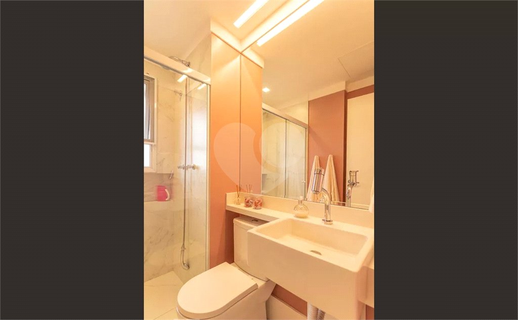 Apartamento à venda com 3 quartos, sendo 1 suíte, em Vila Anastácio, São Paulo, SP