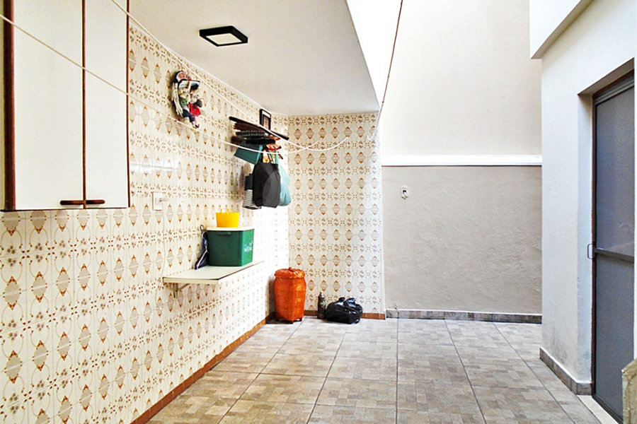 Casa à venda com 3 quartos, sendo 1 suíte, no condomínio Praça Doutor José Augusto César,8, São Paulo - SP