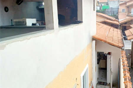 Casa à venda com 3 quartos, sendo 1 suíte,  no condomínio Altos de Poa, Poá - SP