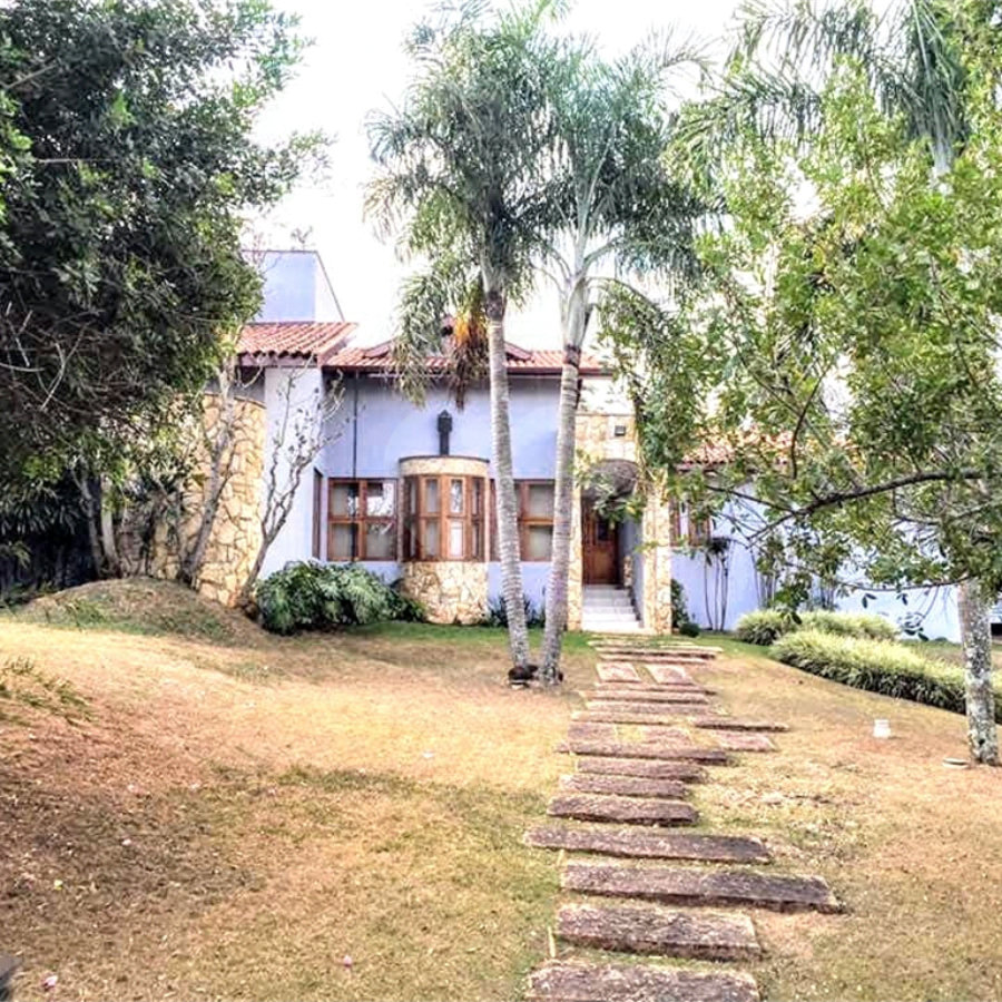 Casa à venda ou para alugar com 5 quartos, sendo 4 suítes, no condomínio Moradas São Luiz, Salto - SP