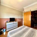 Casa à venda com 5 quartos, sendo 3 suítes, no condomínio Santa Teresa 1, Vinhedo - SP